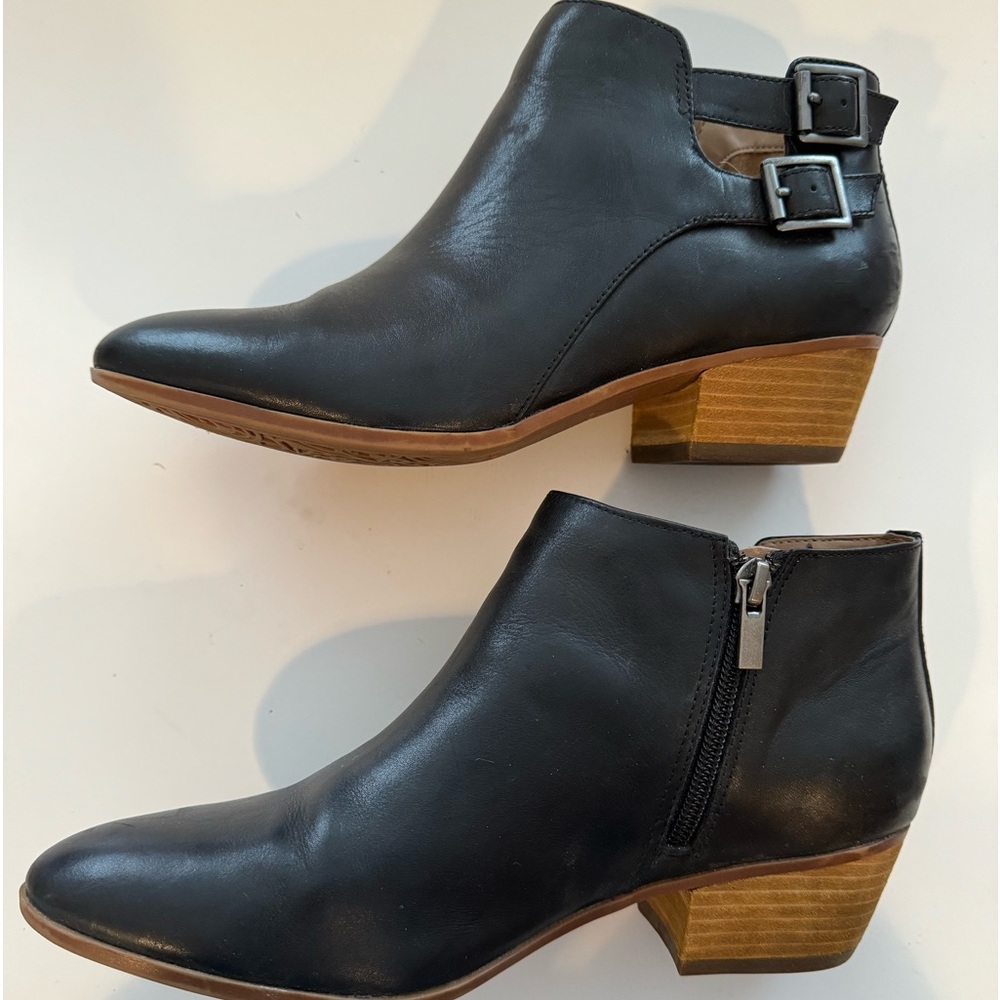 Clarks Women’s Leather Spye Astro Boot